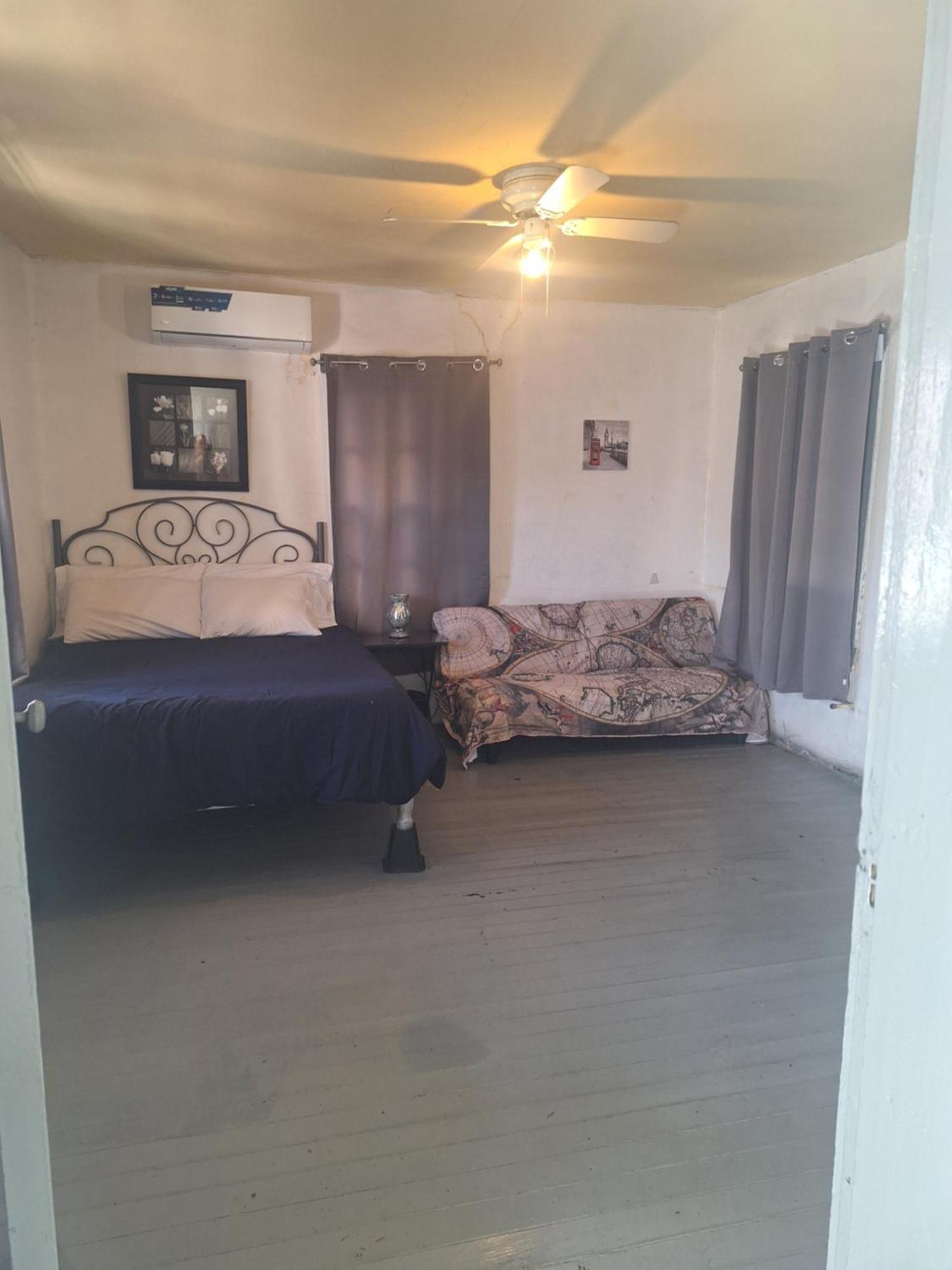 Villa Casa En La Zona Centro De La Ciudad à Ciudad Juárez Extérieur photo